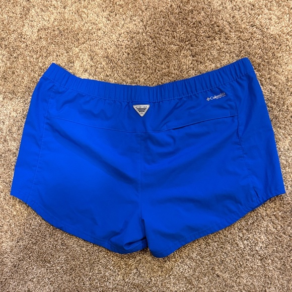 EUC - Blue and Pink Columbia Forest River Women's Shorts - Picture 3 of 7